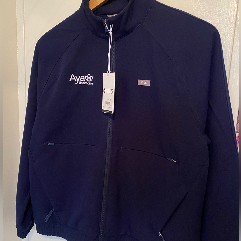 NWT - FIGS Sydney Scrub Jacket Size Small Navy Blue